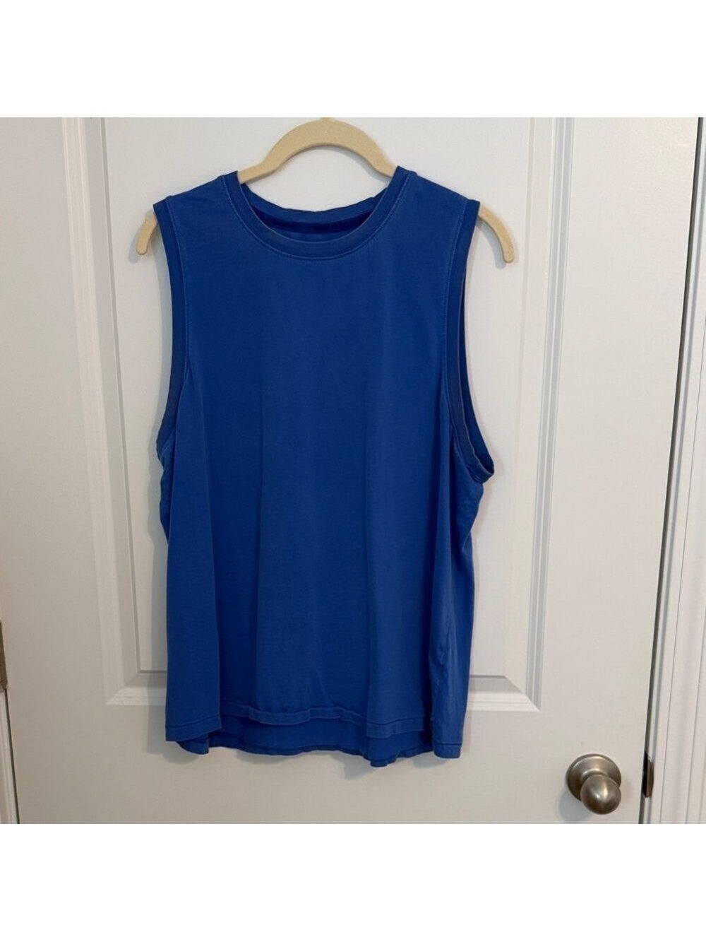 Fabletics Blue Sleeveless Muscle Tank Top Women’s XL Workout Athletic